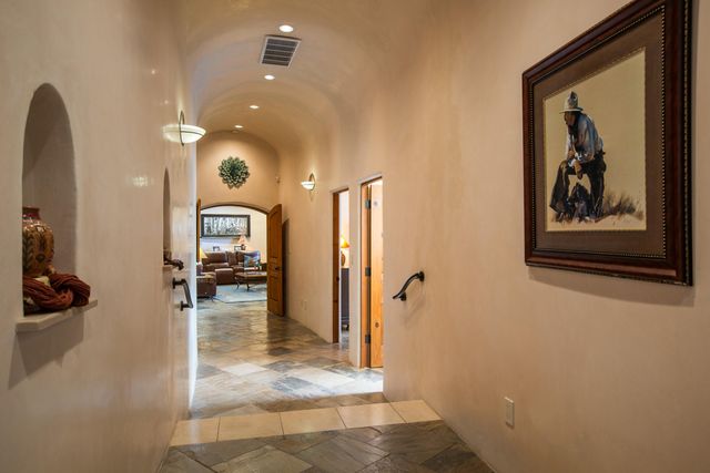 178 El Camino Campo, Corrales, NM 87048