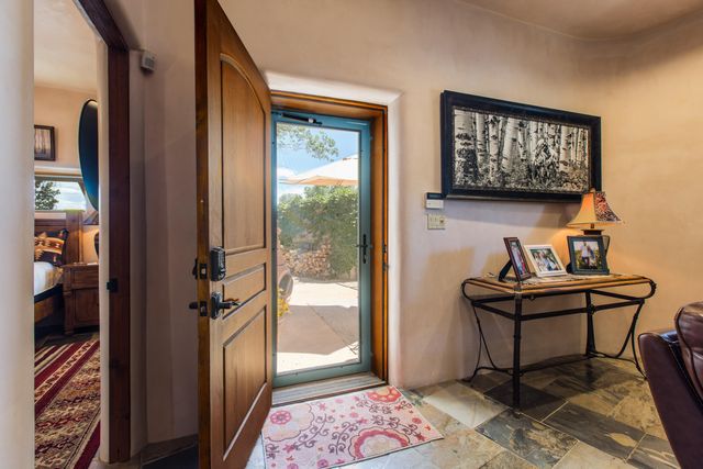 178 El Camino Campo, Corrales, NM 87048