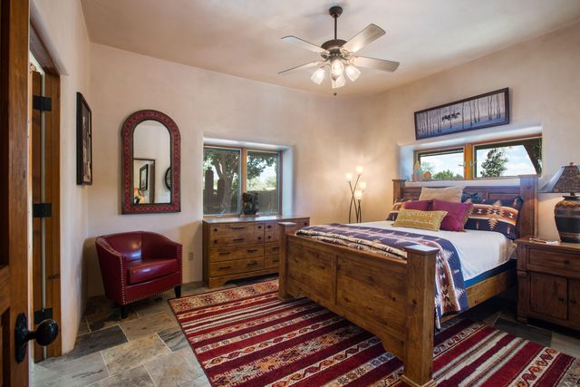 178 El Camino Campo, Corrales, NM 87048