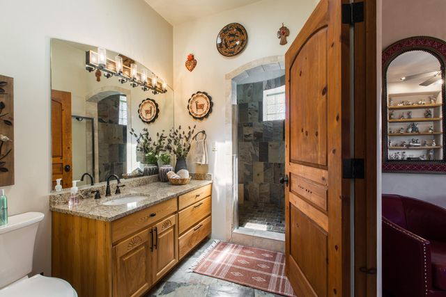 178 El Camino Campo, Corrales, NM 87048