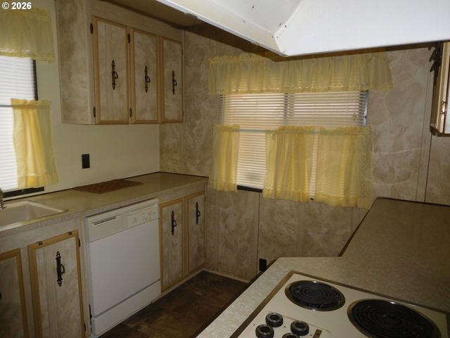 53785 W CROCKETT Rd 57, Milton Freewater, OR 97862