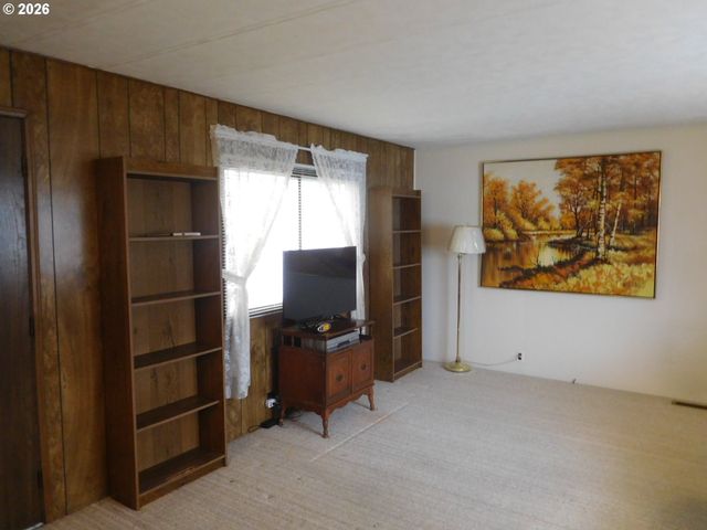 53785 W CROCKETT Rd 57, Milton Freewater, OR 97862