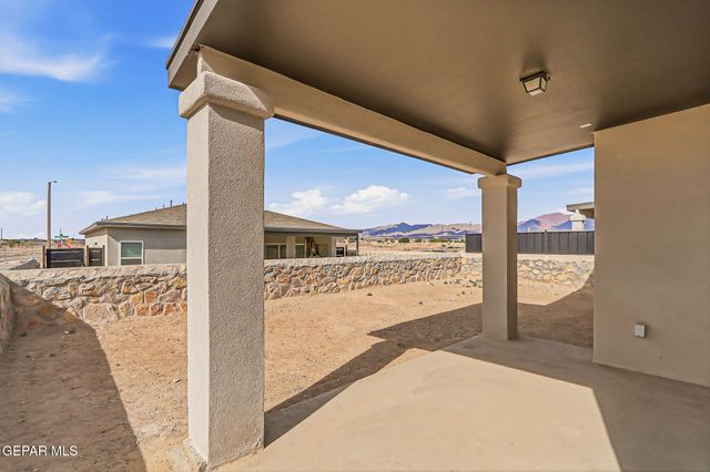 925 Louisiana Downs Avenue, El Paso, TX 79932