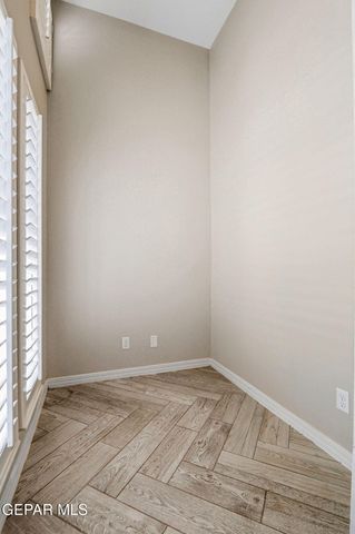 925 Louisiana Downs Avenue, El Paso, TX 79932