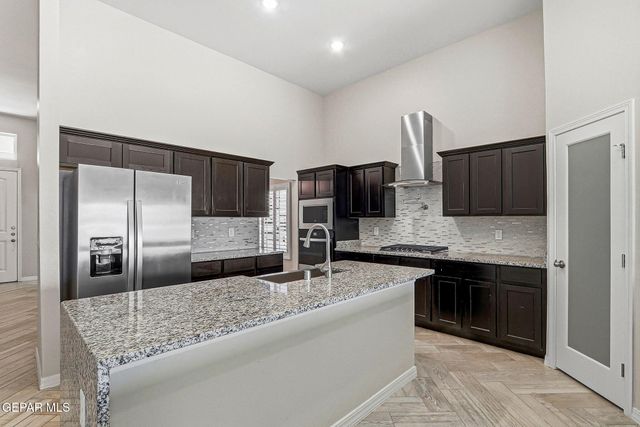 925 Louisiana Downs Avenue, El Paso, TX 79932