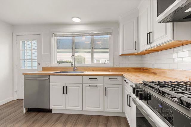 13 Heard, Chelsea, MA 02150