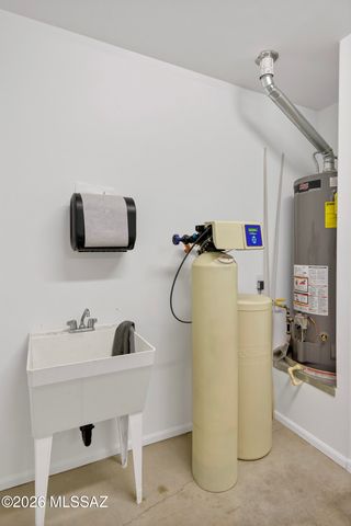 10237 E Iron Horse Trail, Tucson, AZ 85747