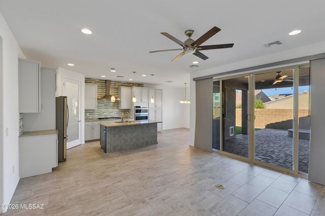 10237 E Iron Horse Trail, Tucson, AZ 85747