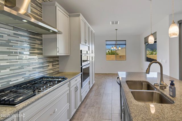 10237 E Iron Horse Trail, Tucson, AZ 85747