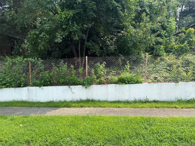 56 Hunt Avenue, Yonkers, NY 10710