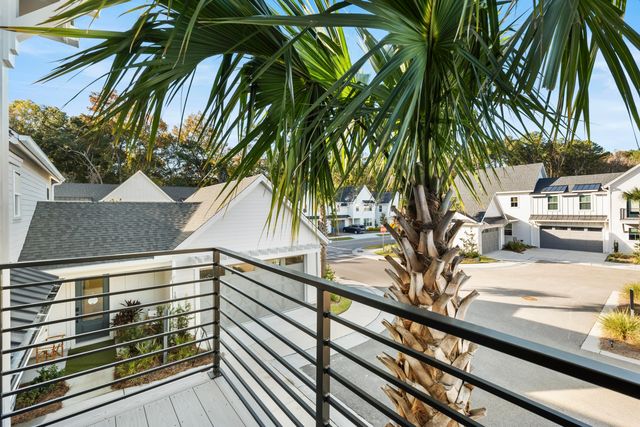 105 Risewell Court, Johns Island, SC 29455