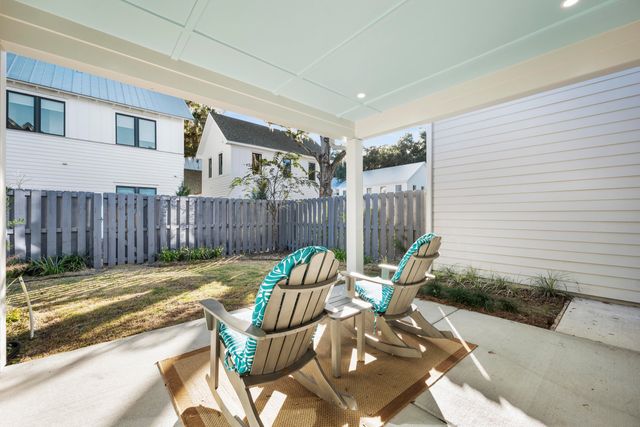 105 Risewell Court, Johns Island, SC 29455