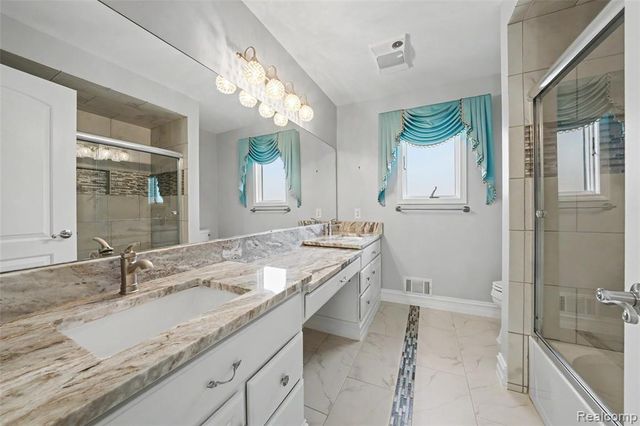 54788 Mahogany Drive, Macomb, MI 48042