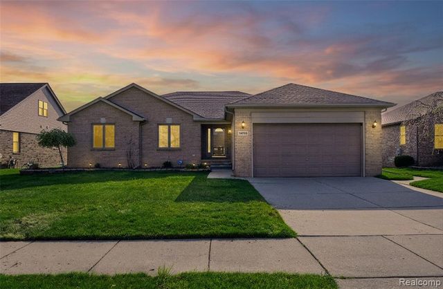 54788 Mahogany Drive, Macomb, MI 48042