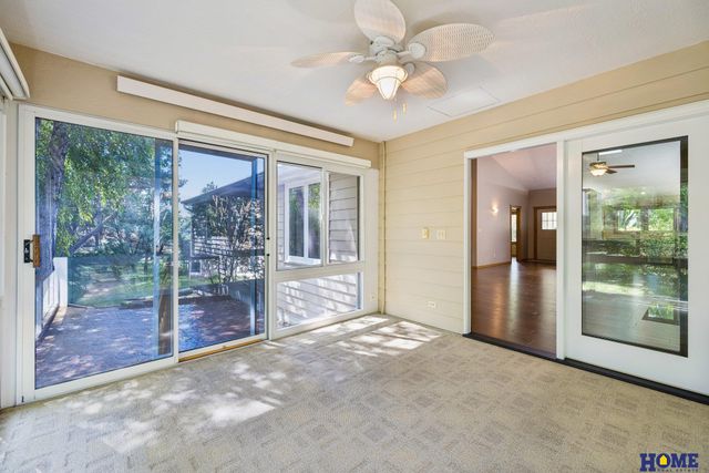 6931 Summerset Circle, Lincoln, NE 68516