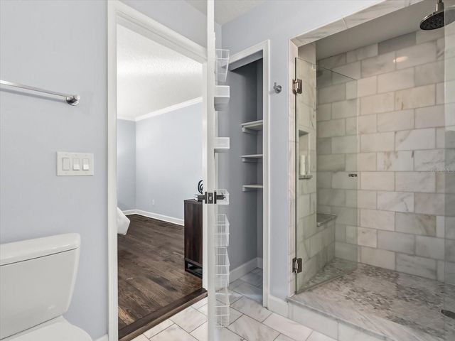 2330 HICKORY LANE, Orlando, FL 32803