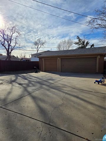 633 S Stuart Street, Denver, CO 80219