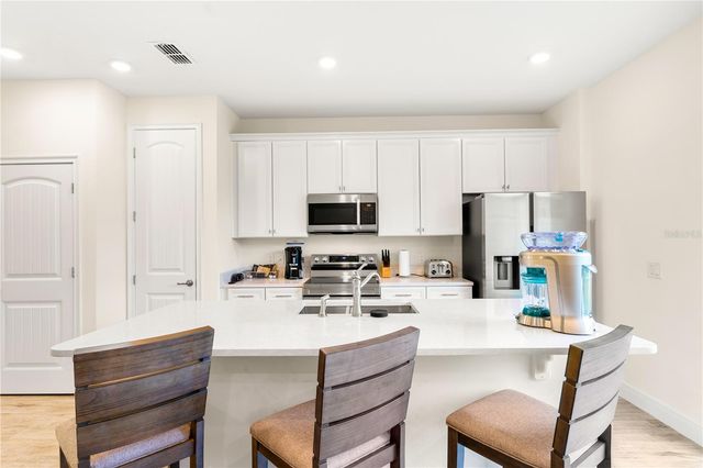 2967 CASTAWAY LANE, Kissimmee, FL 34747