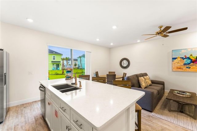 2967 CASTAWAY LANE, Kissimmee, FL 34747