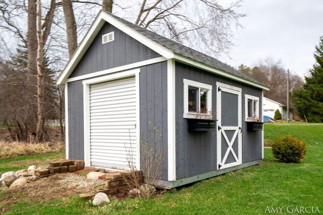 6387 Cascade Road SE, Grand Rapids, MI 49546