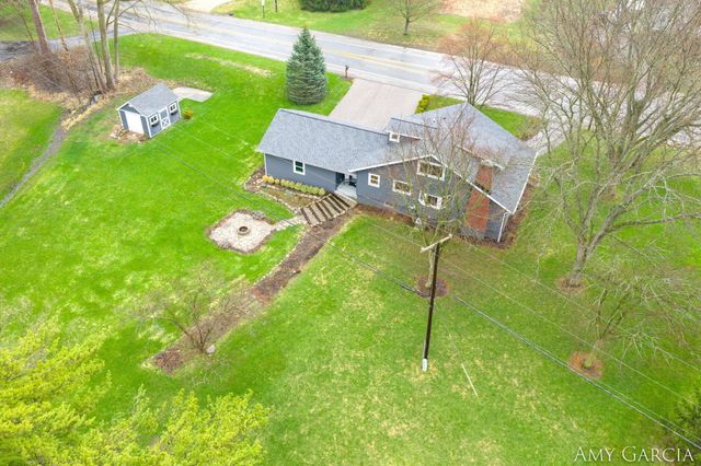 6387 Cascade Road SE, Grand Rapids, MI 49546