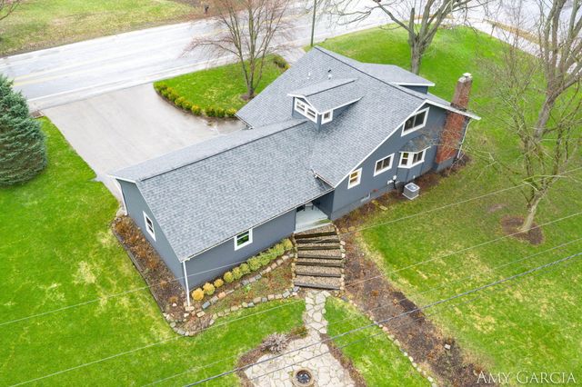 6387 Cascade Road SE, Grand Rapids, MI 49546