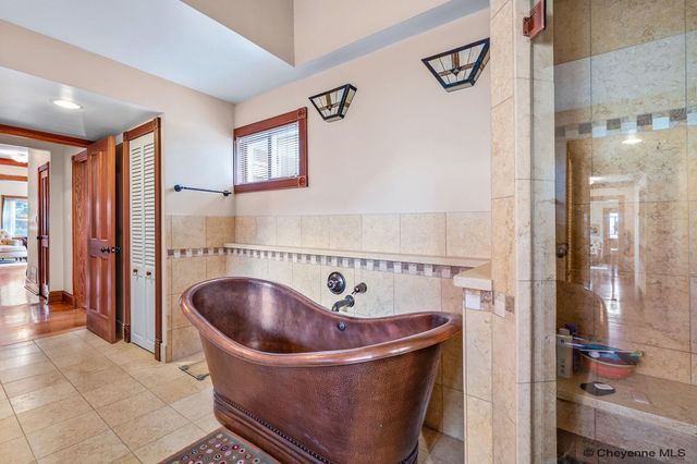 802 E 18TH ST, Cheyenne, WY 82001