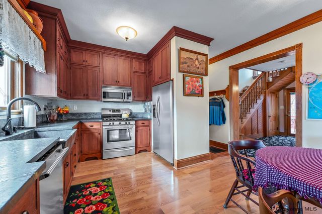 802 E 18TH ST, Cheyenne, WY 82001