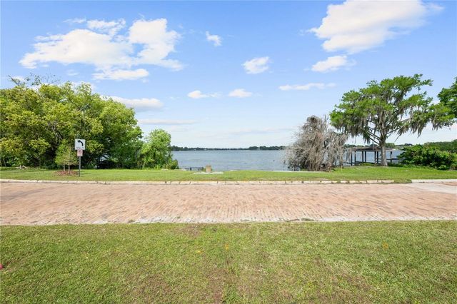 240 KILLARNEY DRIVE, Winter Park, FL 32789