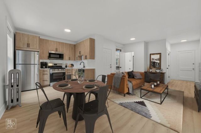 6977 N Bell Avenue 3, Chicago, IL 60659