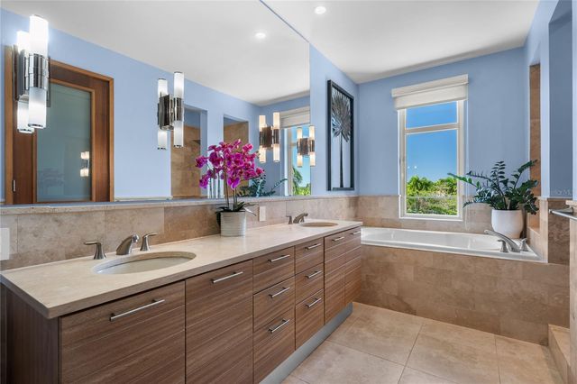 500 PLANTATION VILLAGE DRIVE 2-308, Dorado, PR 00646