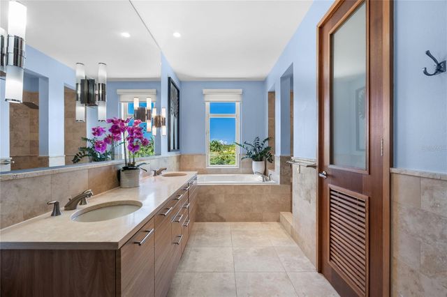 500 PLANTATION VILLAGE DRIVE 2-308, Dorado, PR 00646