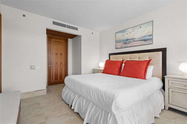 500 PLANTATION VILLAGE DRIVE 2-308, Dorado, PR 00646