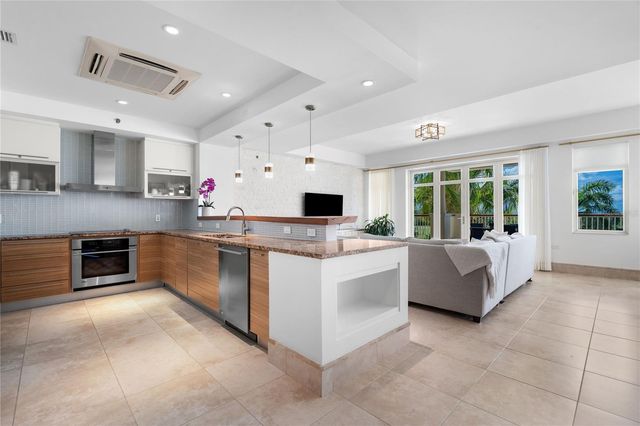 500 PLANTATION VILLAGE DRIVE 2-308, Dorado, PR 00646