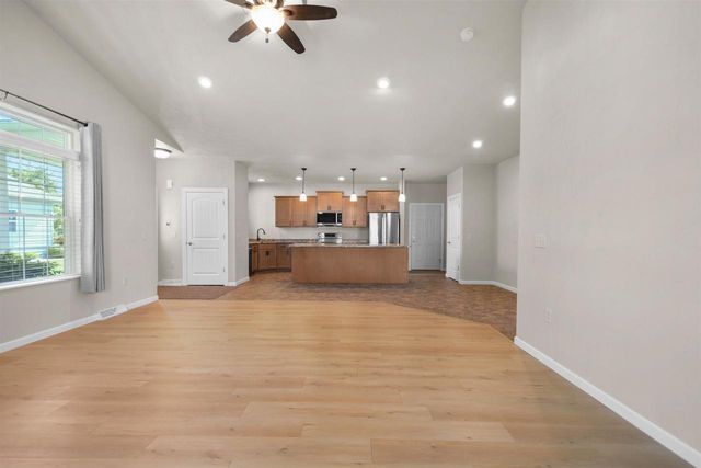 1274 CAMERON CIRCLE, Neenah, WI 54956