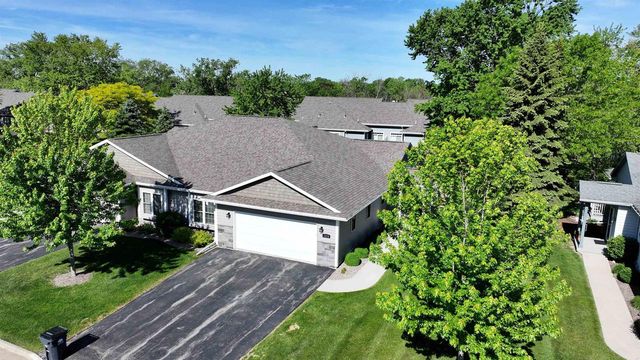 1274 CAMERON CIRCLE, Neenah, WI 54956