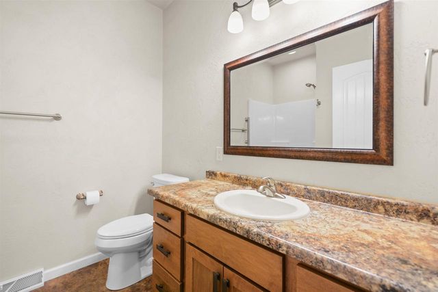 1274 CAMERON CIRCLE, Neenah, WI 54956