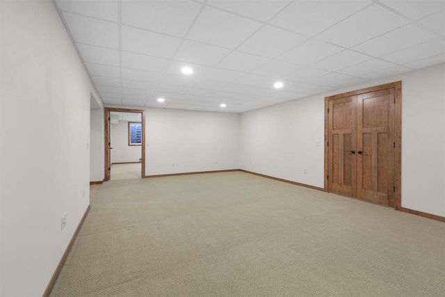 1274 CAMERON CIRCLE, Neenah, WI 54956