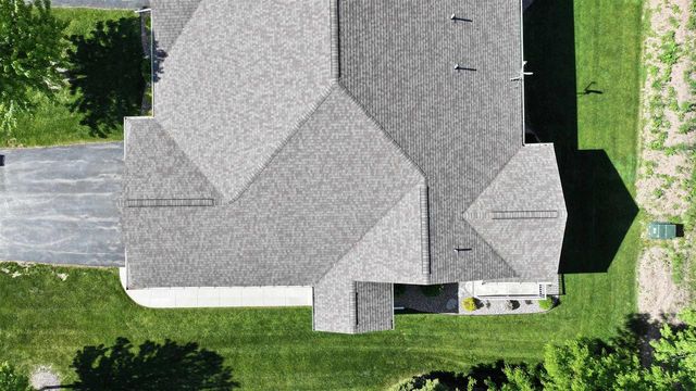 1274 CAMERON CIRCLE, Neenah, WI 54956