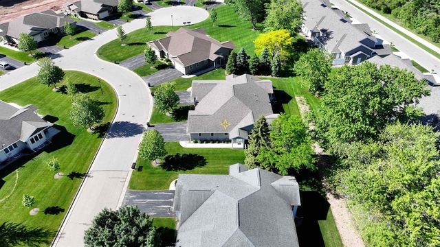 1274 CAMERON CIRCLE, Neenah, WI 54956