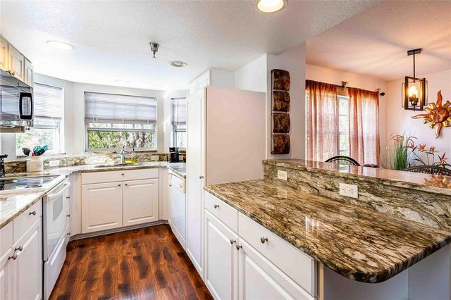 21107 FOUNTAIN VIEW LANE 5201, Lutz, FL 33558