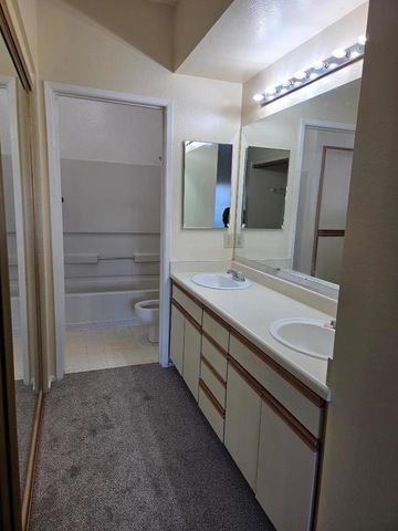 1256 Stanhope Lane 251, Hayward, CA 94545