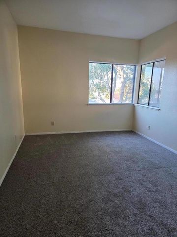 1256 Stanhope Lane 251, Hayward, CA 94545