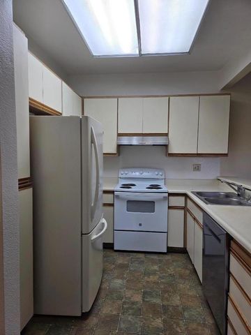 1256 Stanhope Lane 251, Hayward, CA 94545