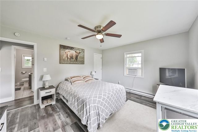 3325 Edinburgh Road, South Whitehall Twp, PA 18104