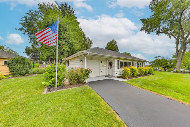 3325 Edinburgh Road, South Whitehall Twp, PA 18104