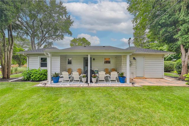 3325 Edinburgh Road, South Whitehall Twp, PA 18104
