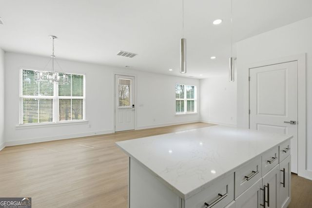 350 Tidwell Circle, Alpharetta, GA 30004