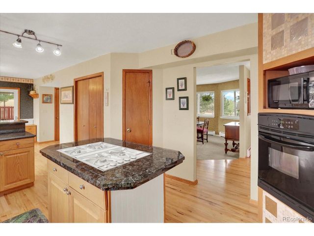 43120 London Dr, Parker, CO 80138