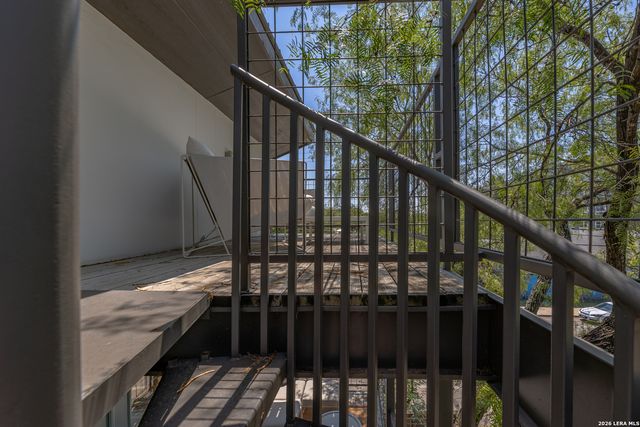730 E Josephine St, San Antonio, TX 78208
